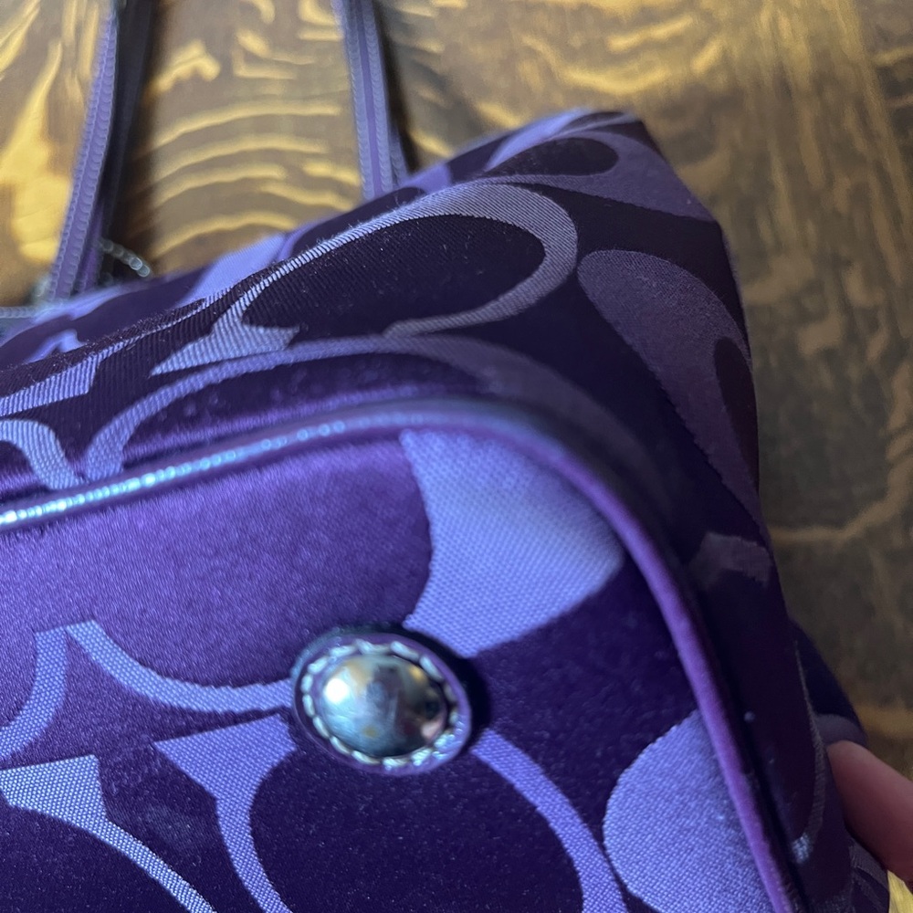 Coach Dark Purple Signature C Kiss Lock Shoulder Bag - Picture 8 of 14